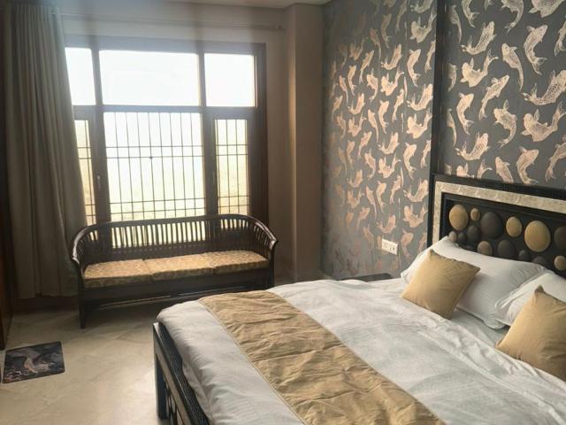 Property for rent in Deri