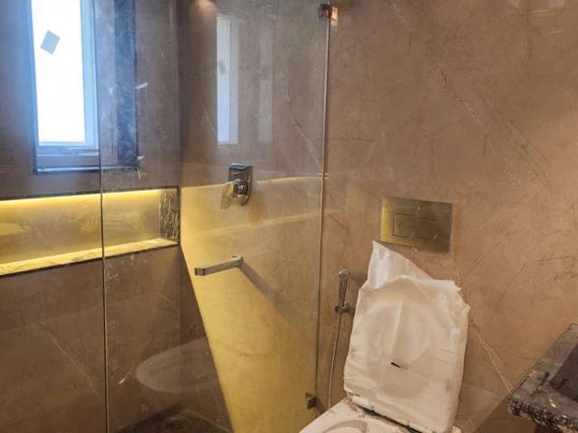 Property for rent in Deri