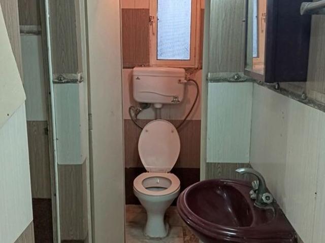 Property for rent in Deri