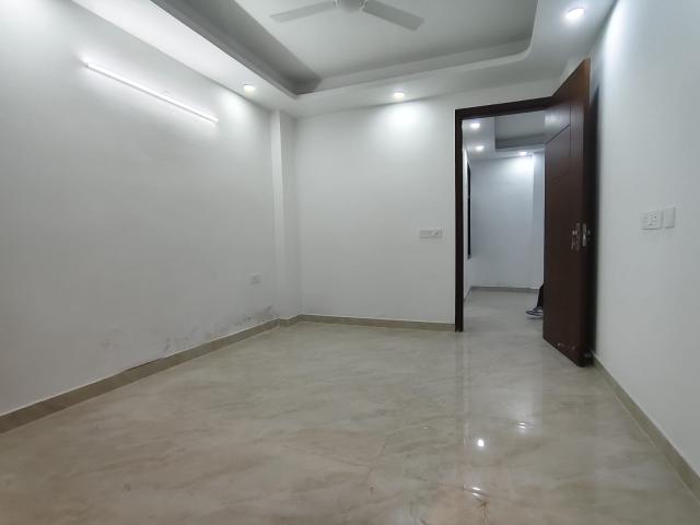 Flat for rent in Deri