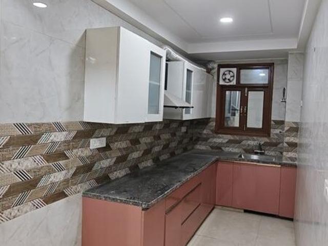 Property for rent in Deri