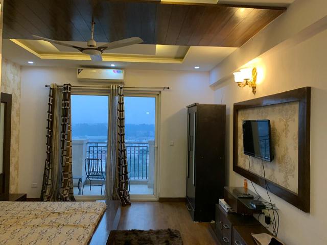 Flat for rent in Zirakpur, Punjab