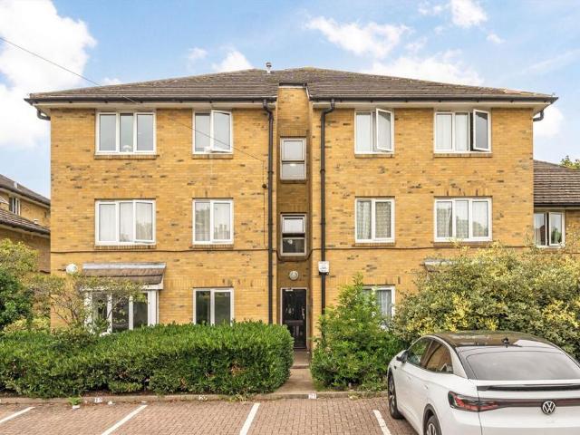 Apartment for rent in London Borough of Lewisham, Ladywell