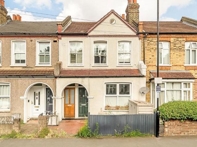 Apartment for rent in London Borough of Lewisham, Ladywell