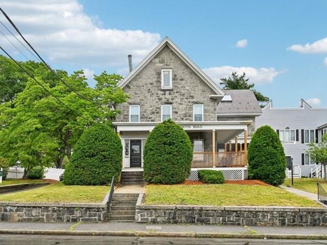 Condo for sale in Lowell, Massachusetts
