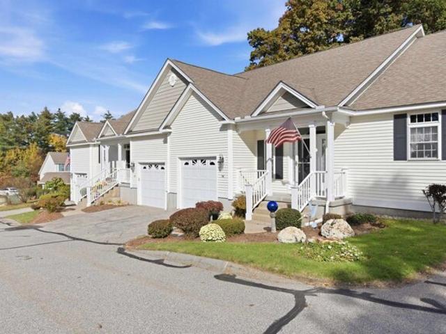 Condo for sale in Hooksett, Merrimack County