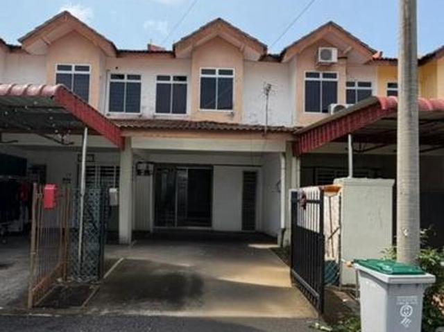Terraced House for sale in Tangkak, Johor