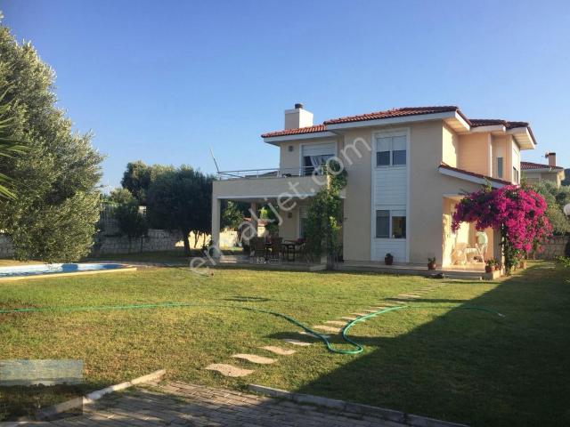 Çeşme, İzmir içerisinde kiralık Villa