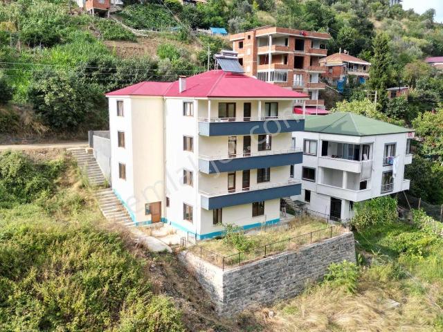 Akçaabat, Trabzon içerisinde satılık Villa