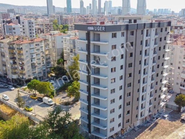 Bayrakli, İzmir içerisinde satılık mülk