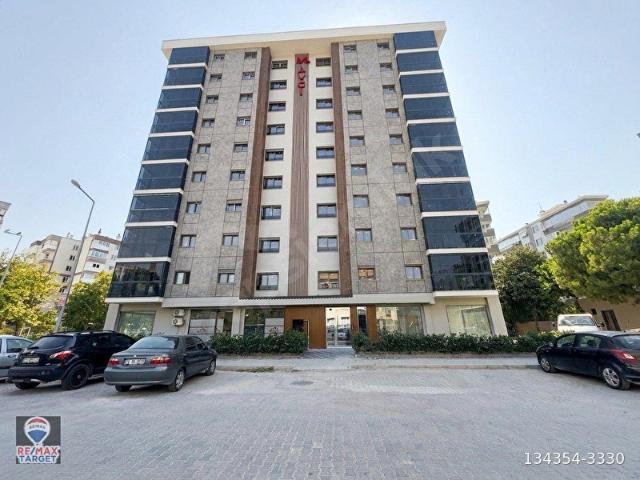 Bayrakli, İzmir içerisinde satılık mülk