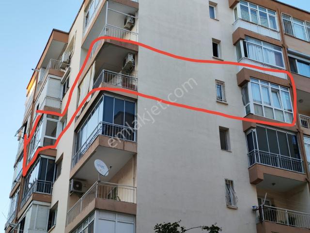 Manavkuyu Mahallesi, Bayraklı içerisinde satılık mülk