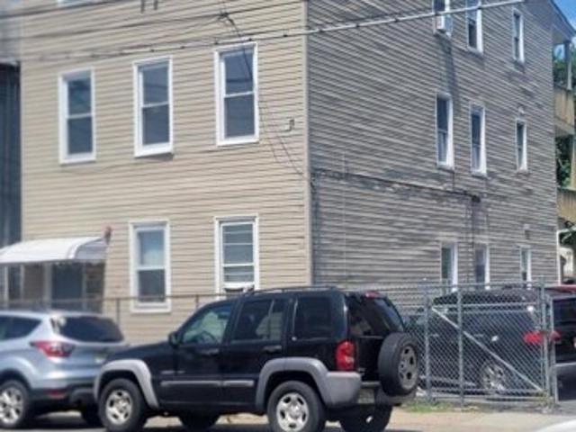 House for sale in Passaic, New Jersey