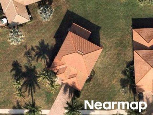 House for sale in Reflection Lakes, Naples