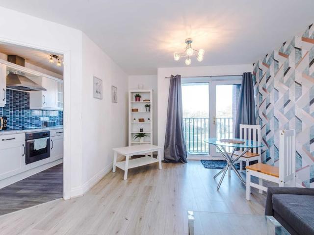Apartment for rent in Longsight, Manchester
