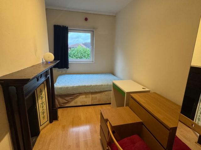 Room for rent in Victoria Park, Manchester