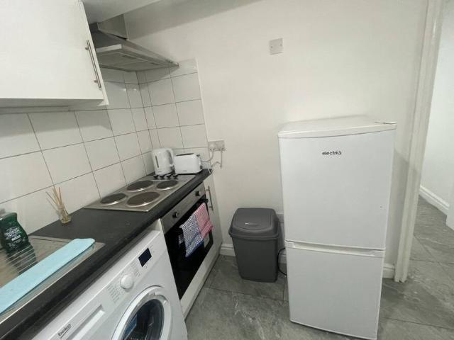 Apartment for rent in Moss Side, Manchester