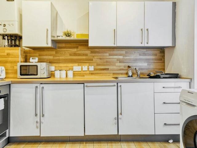 Apartment for rent in Victoria Park, Manchester