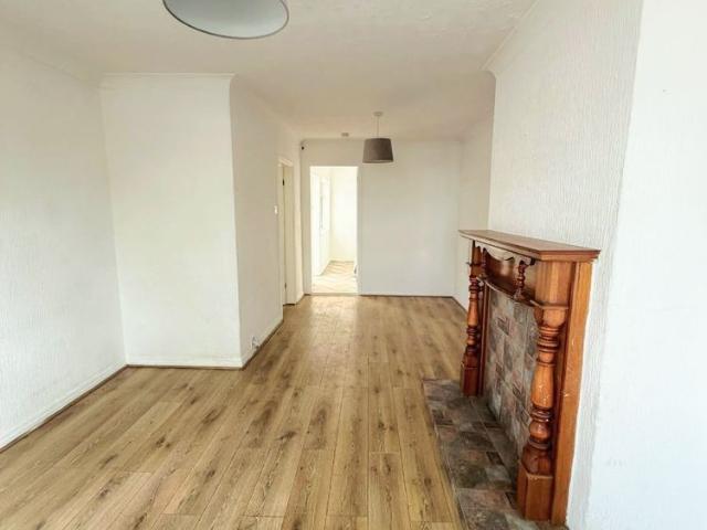 House for rent in Droylsden, Tameside