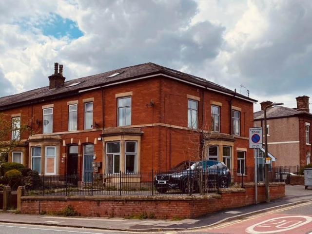 Apartment for rent in Buckley Wells, Bury