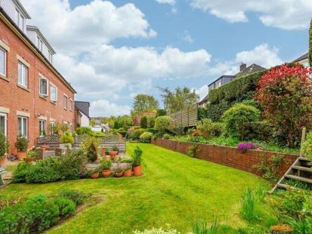 House for sale in Stubbin, Deepcar
