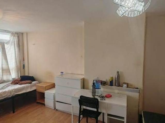 Room for rent in London Yard, Isle Of Dogs