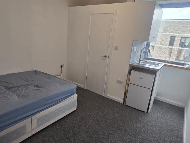 Studio for rent in Isle Of Dogs, Greater London