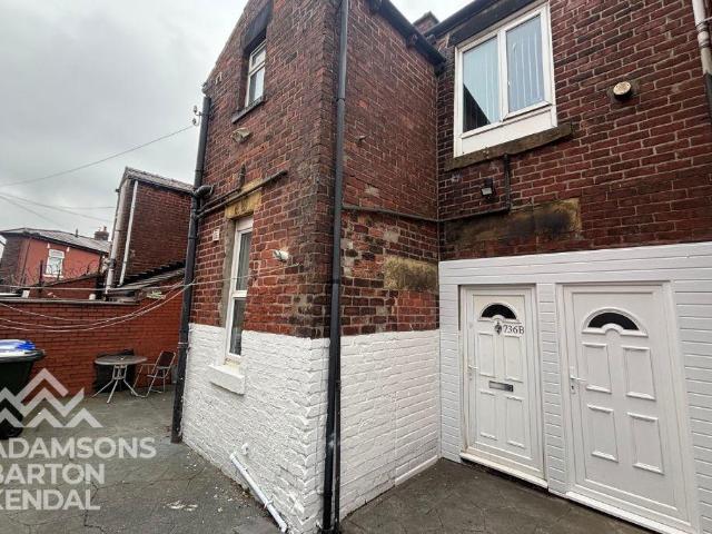 Apartment for rent in Sudden, Burnedge