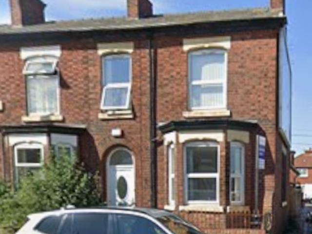 Room for rent in Droylsden, Tameside