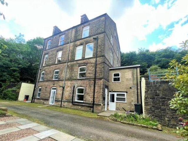 House for rent in Stubbin, Deepcar