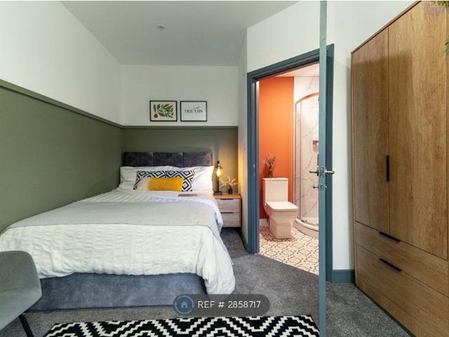 Room for rent in Greenheys, Salford
