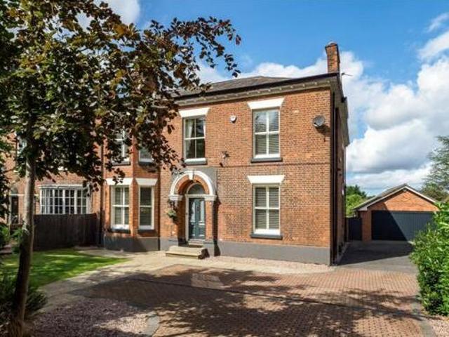 House for sale in Wilmslow Park, Wilmslow