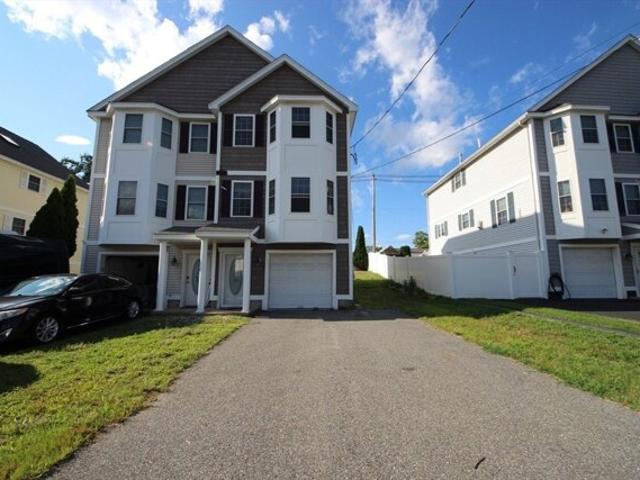 Condo for sale in Lowell, Massachusetts