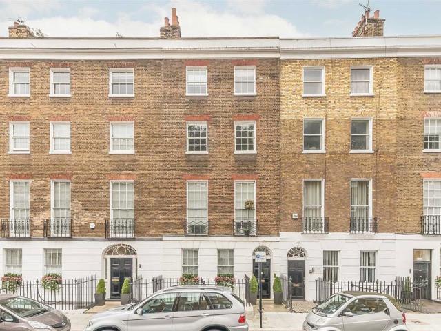 Apartment for rent in Marylebone, Greater London