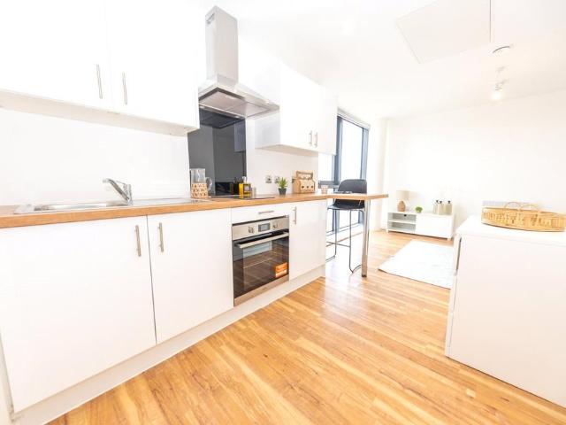 Apartment for rent in Old Trafford, Trafford Park