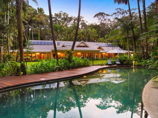 Cottage for sale in Tinbeerwah, Queensland