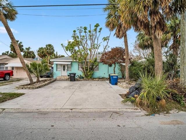 House for sale in Clearwater Beach