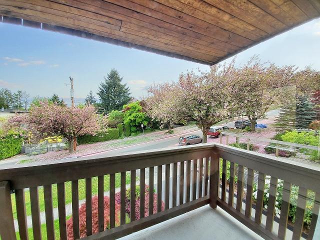 Apartment for rent in Sapperton, New Westminster