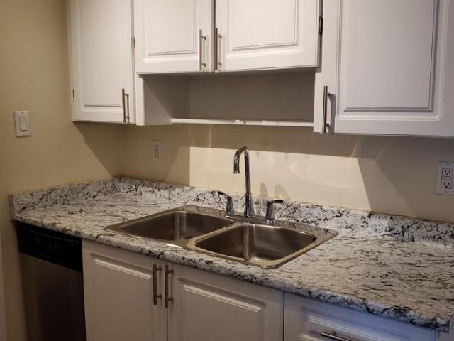 Apartment for rent in New Westminster, British Columbia