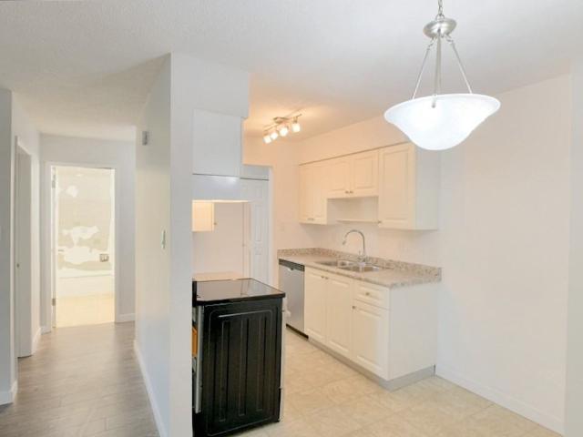 Apartment for rent in New Westminster, British Columbia