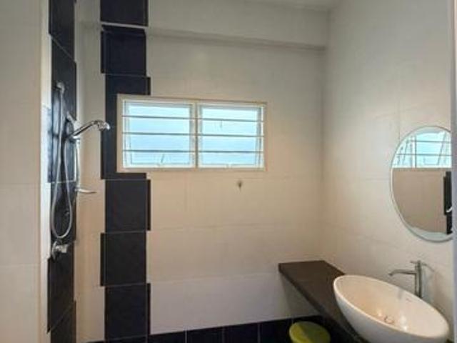 Terraced House for rent in Wellesley, Penang