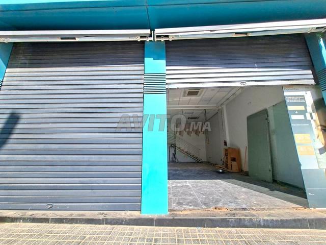 Local commercial vente à Anfa, Gharb-Chrarda-Beni Hssen