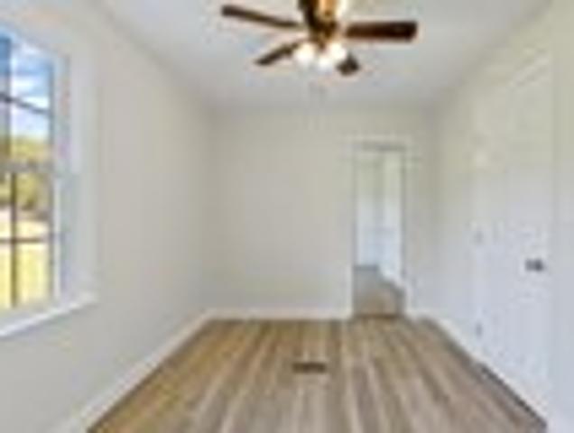 House for sale in Bonneau, South Carolina