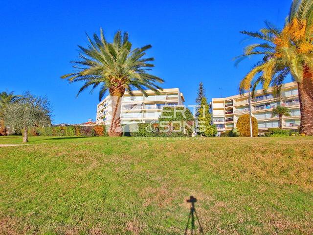 Appartement location à Le Cottage, Mandelieu-la-Napoule