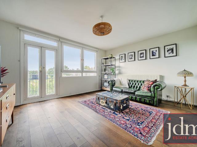 House for rent in East Greenwich, Greater London