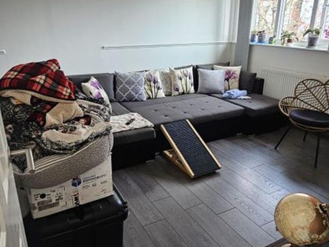 Apartment for rent in Freezywater, Greater London