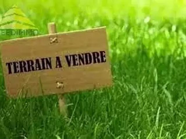 Terrain vente à Créteil, Mandres-les-roses