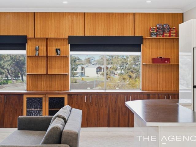 Apartment for sale in Parklands, Western Australia