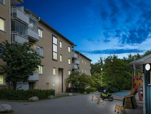 Lägenhet hyra i Huddinge, Stockholm