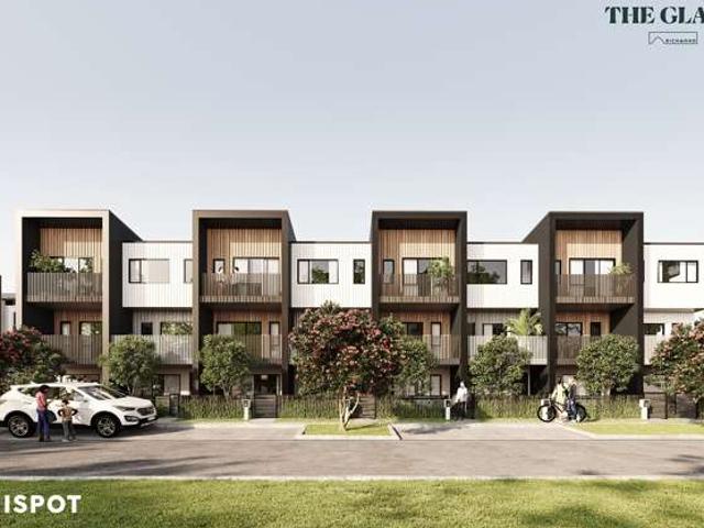 Townhouse for sale in Mount Wellington